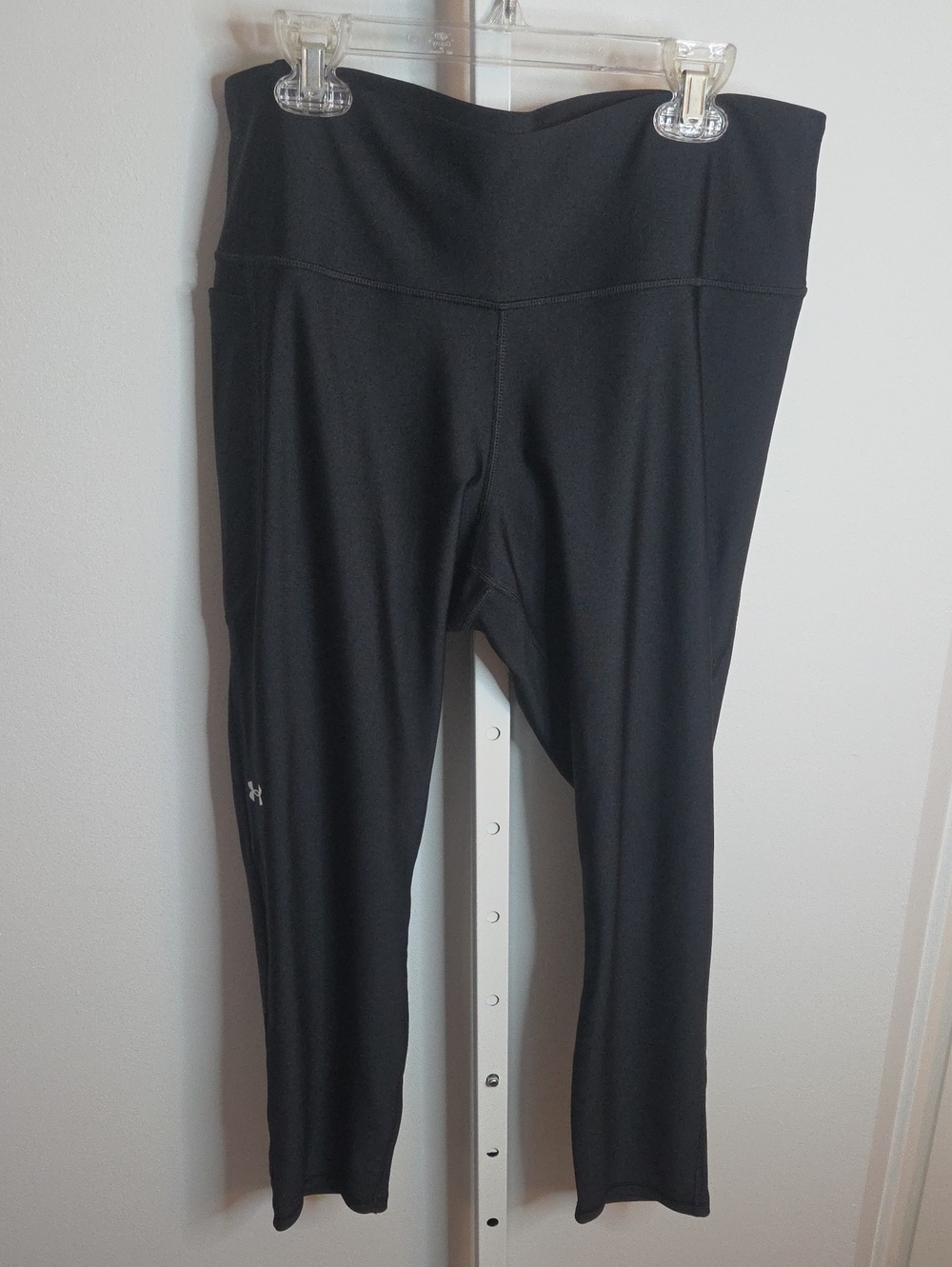 ​Under Armour HeatGear Compression Leggings Black Side Pocket 7/8 Crop Sz XL
